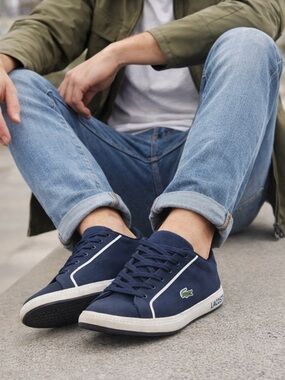 Lacoste Men's Navy and White Low-Top Sneakers